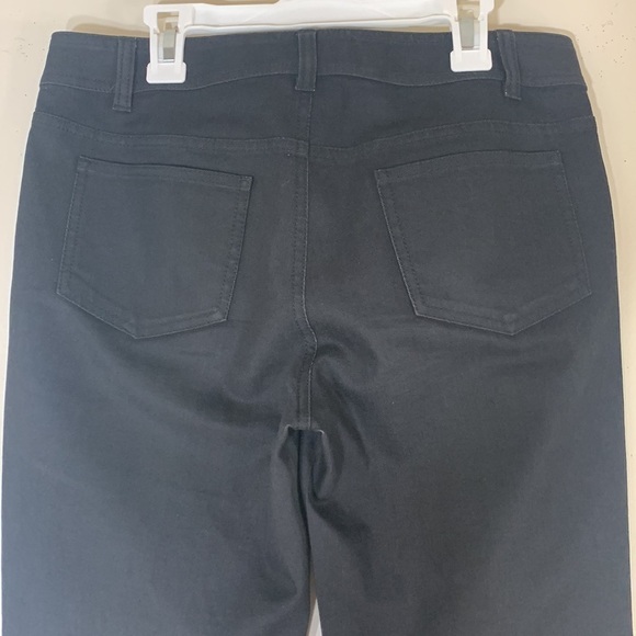 Lafayette 148 New York 2 Black Boot Cut Jeans. - Picture 7 of 8